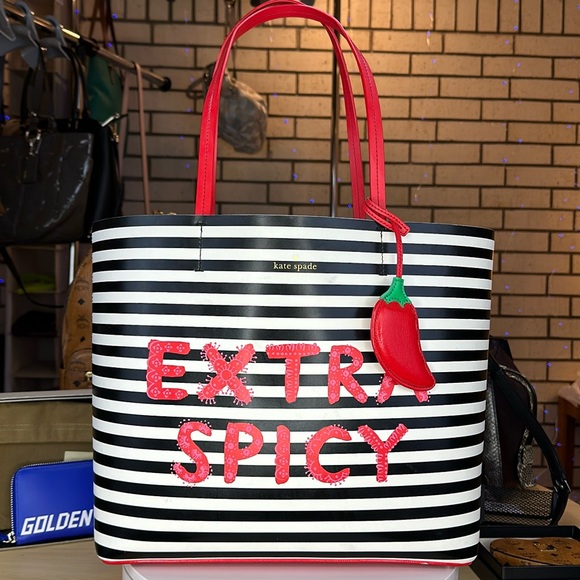 kate spade Handbags - 💥KATE SPADE - Extra Spicy Chili Pepper Little Len Tote - GK535